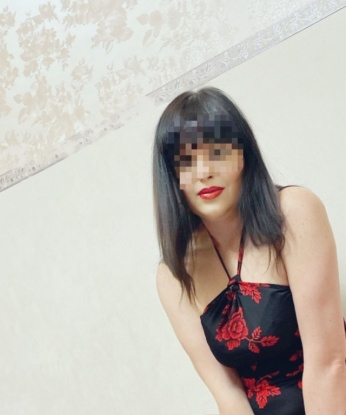 💋 Живу в Москве и знаю все ее секретные уголки, чтобы создать для нас незабываемое приключение. Мои услуги - это настоящий коктейль из эротического массажа, игр ролевых, экспериментов и исполнения самых тайных фантазий. 💥 Насыщенные встречи, доверие и удовольствие - вот то, чего ты ожидаешь от нашей встречи. Читай мои отзывы, смотри фото и подготовься к самым ярким ощущениям! Жду тебя, мой горячий ковбой! 🌟 Вера